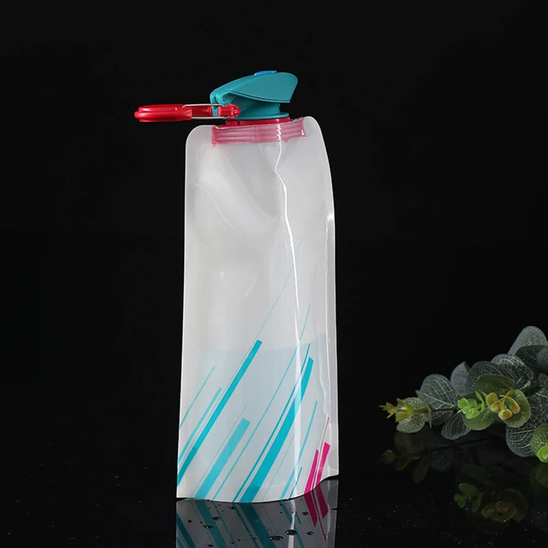 700mL Reusable Sports Travel Portable Collapsible Folding Drink Water Bottle Kettle Outdoor Sports Plastic Water Bottle