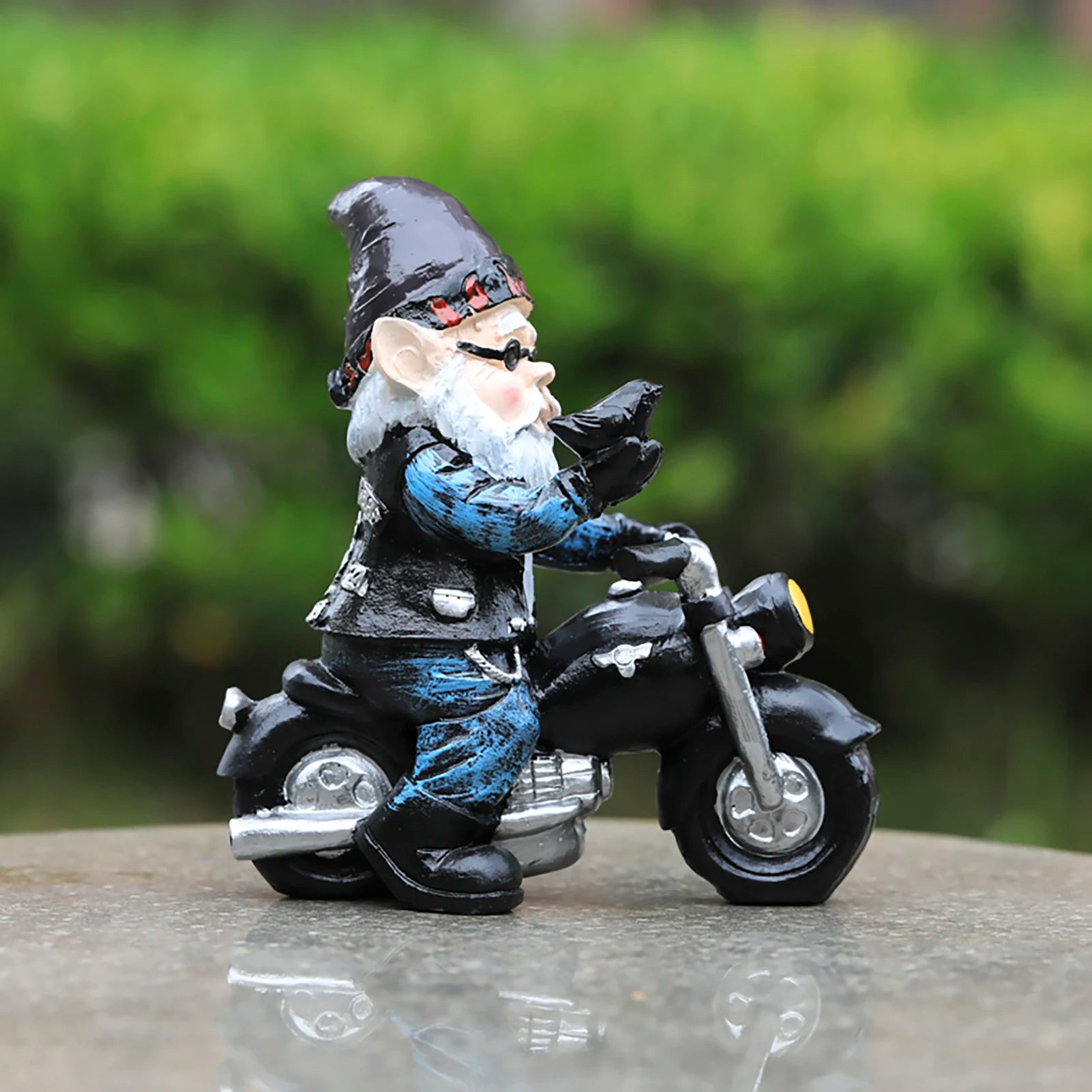 1-2pcs Cool Gnome Statue Decoration Crafts Vivid Interesting Motorcycle-Riding Dwarf Elderly Ornaments Desktop Summer Decors