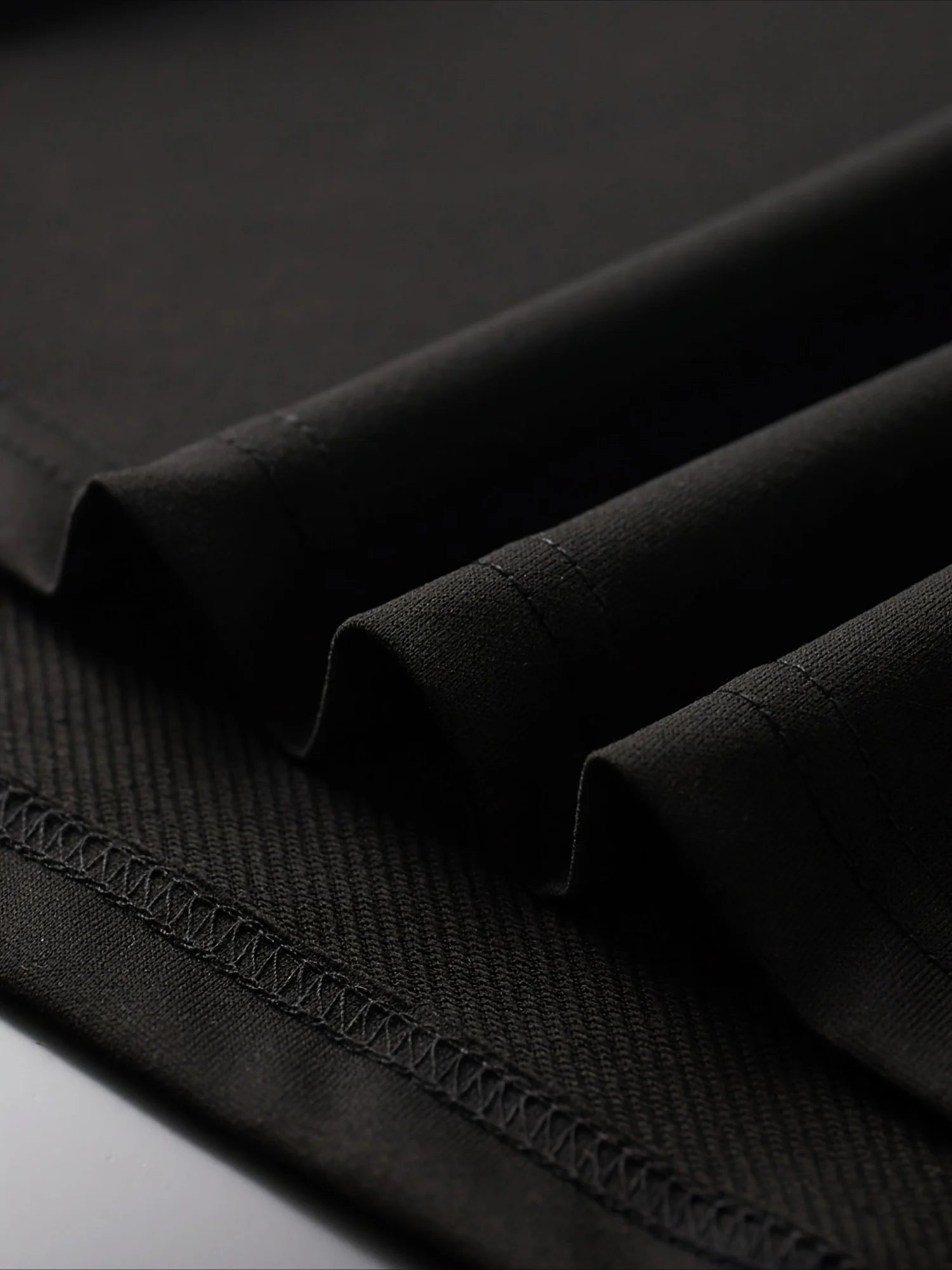 [Cotton Graphic Tee] 100% Cotton Men's Knight & Slogan Graphic Tee | Breathable Crew Neck T-Shirt with Medieval Soldier Design