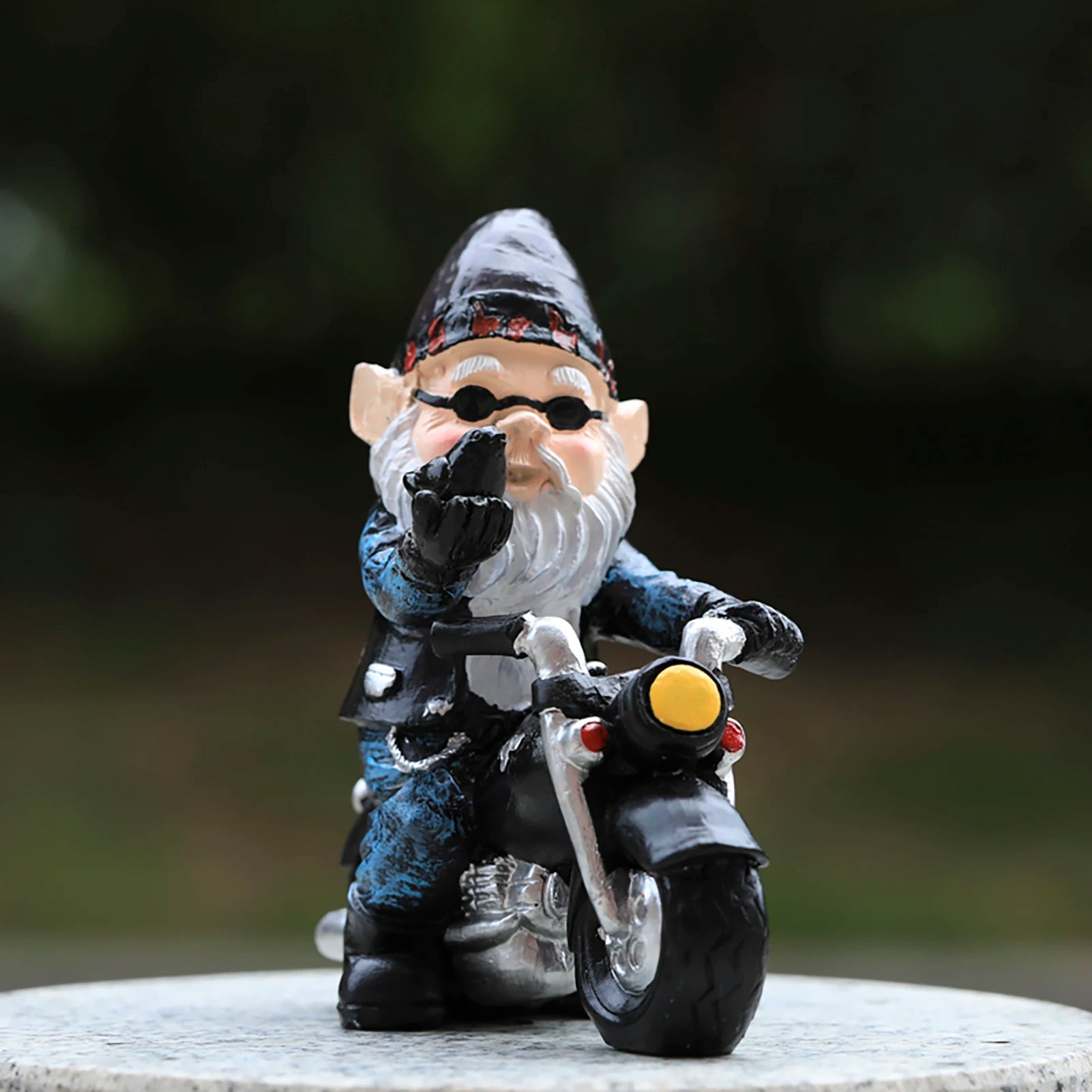 1-2pcs Cool Gnome Statue Decoration Crafts Vivid Interesting Motorcycle-Riding Dwarf Elderly Ornaments Desktop Summer Decors